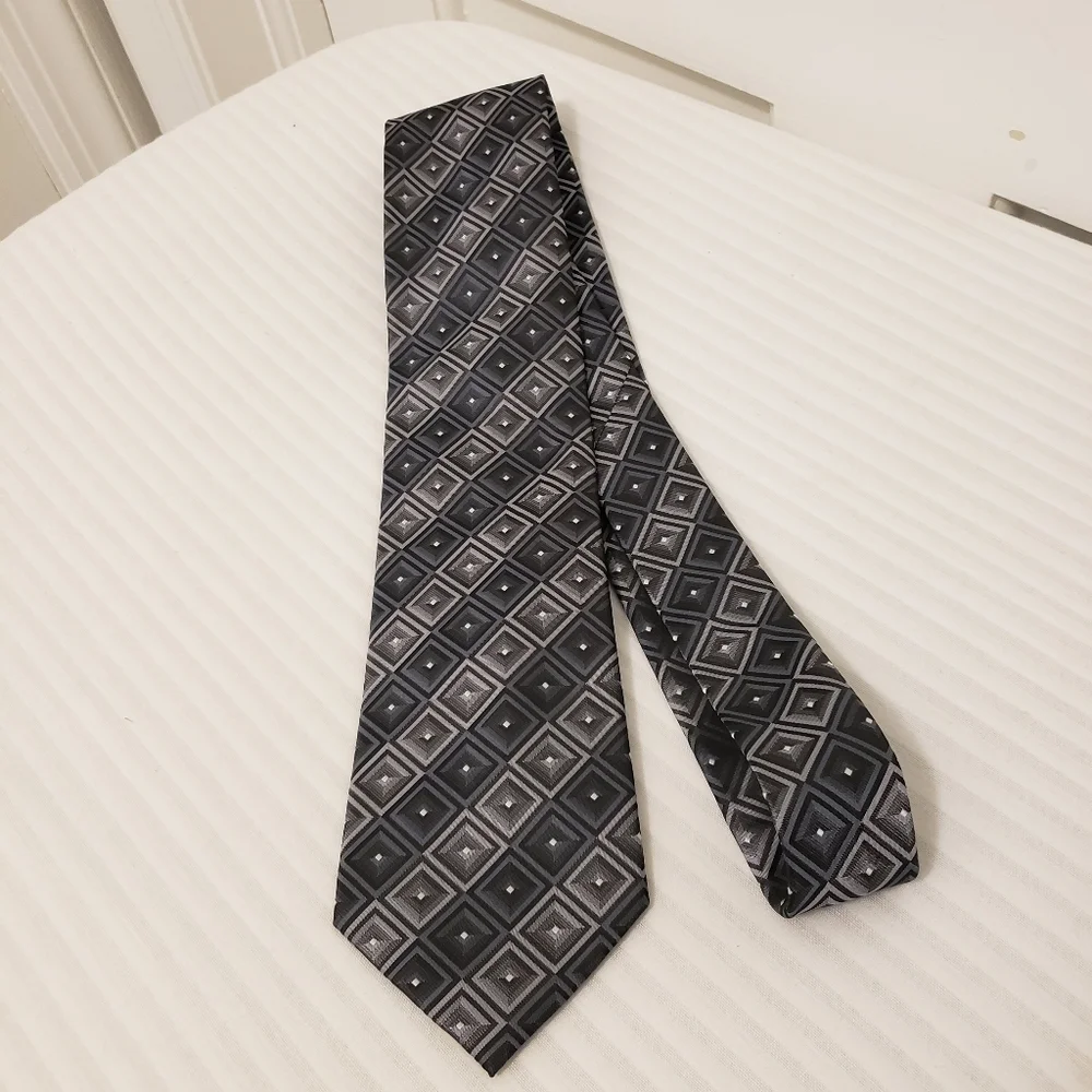 John Ashford Grey Men's Necktie Grey & White Geometric Print, Business Casual